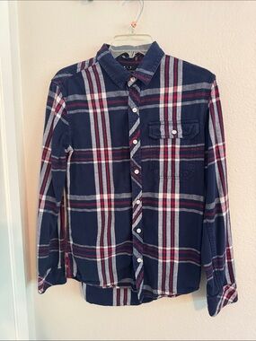 21men Navy Plaid Button-Down Shirt with Red and White Stripes